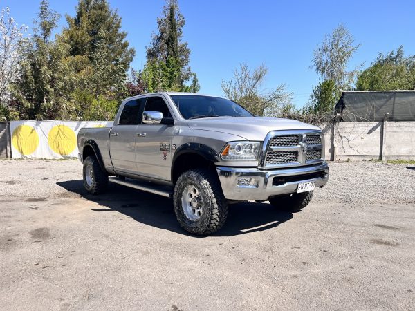 Camioneta Dodge 2014 Ram 2500  Laramie 4x4 6.7 Turbo Diesel # Ref PT99 Buin - Imagen 4