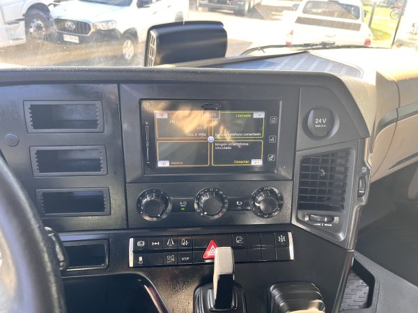 Tractocamion Mercedes Benz 2020 New Actros 1845 6x2 AUT # Ref LY12 Buin - Imagen 14