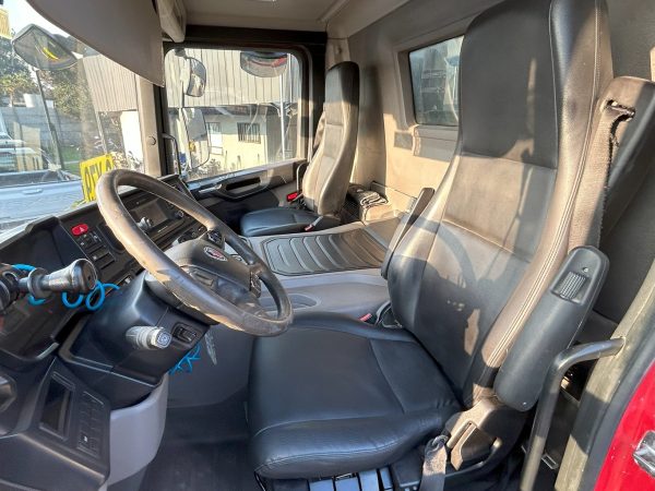 Camión Tolva Scania 2021 P450B 8×4 20 M3 Aut # Ref WY79 Buin - Imagen 14