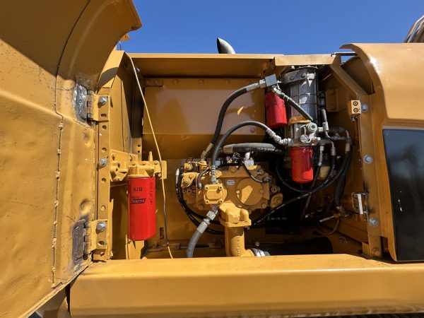 Maquina industrial Excavadora Caterpillar 320D 2010 Horas 11.000 # Ref PR31 Buin - Imagen 13