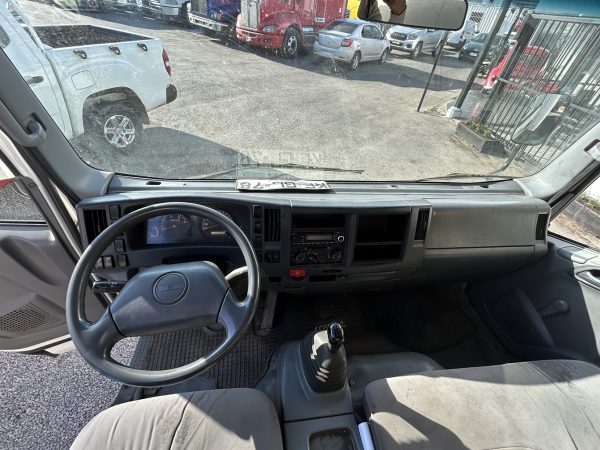 Camión Furgonado Chevrolet 2018 NPR 715 4×2, manual, carga 4.350 kg # Ref GL78 Buin - Imagen 11