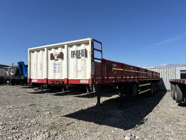 Semirremolque Rampla plana Goren SR 3M 30 2021 3 Ejes 13.50 m con barandas # Ref JF85 Buin