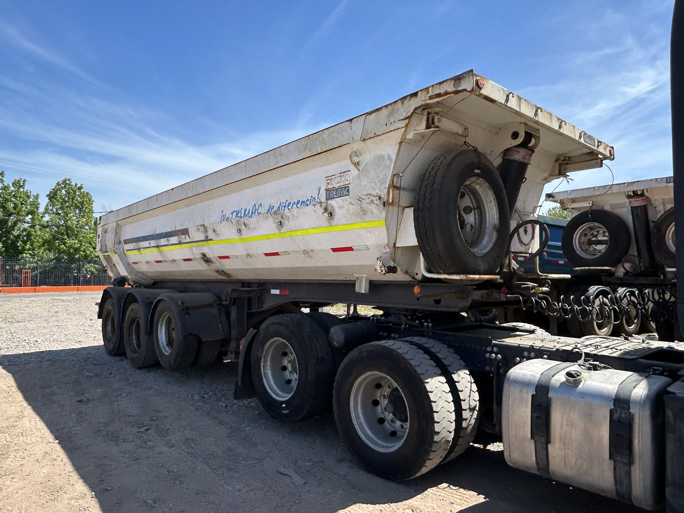 Semirremolque Batea Tremac 2019 3 ejes 20 M3 # Ref LS48 Buin