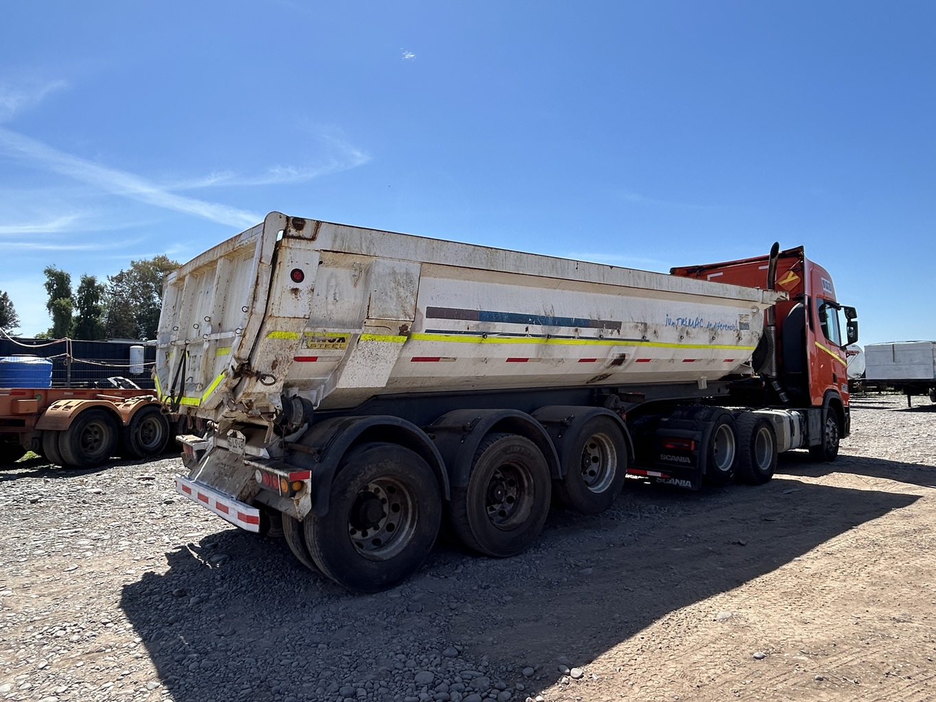 Semirremolque Batea Tremac 2019 3 ejes 20 M3 # Ref LS48 Buin - Imagen 4