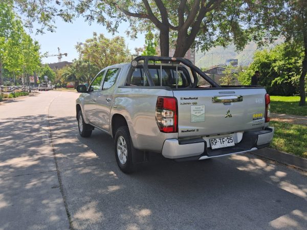 Camioneta Mitsubishi 2022 L200 CRT 4x4 2.4 L NR#25 - Imagen 5