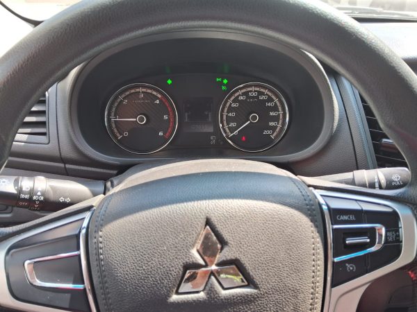 Camioneta Mitsubishi 2022 L200 CRT 4x4 2.4 L NR#25 - Imagen 22