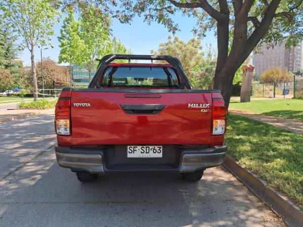 Camioneta Toyota Hilux 4x4 2.4-  2022 Ref#NR63 - Imagen 16
