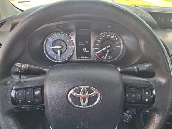 Camioneta Toyota Hilux 4x4 2.4-  2022 Ref#NR63 - Imagen 19