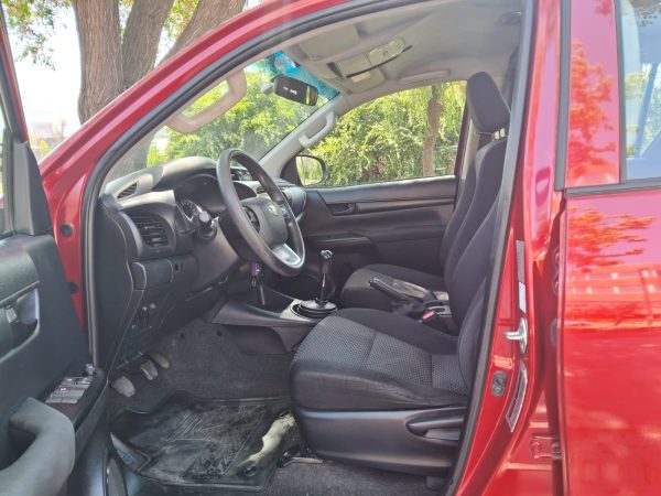 Camioneta Toyota Hilux 4x4 2.4-  2022 Ref#NR63 - Imagen 27