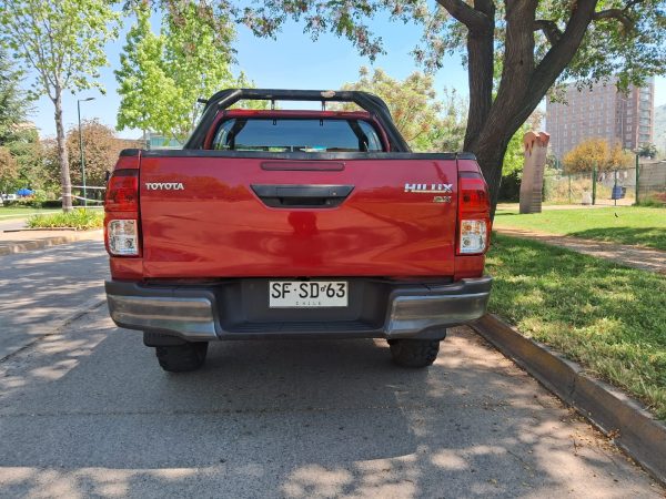 Camioneta Toyota Hilux 4x4 2.4-  2022 Ref#NR63 - Imagen 17