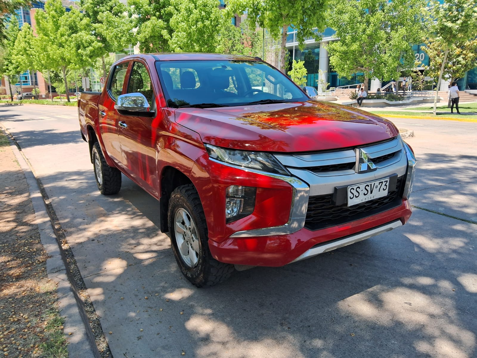 Camioneta Mitsubishi 2022 L200 CRT 4x4 NR#REF73 - Imagen 4