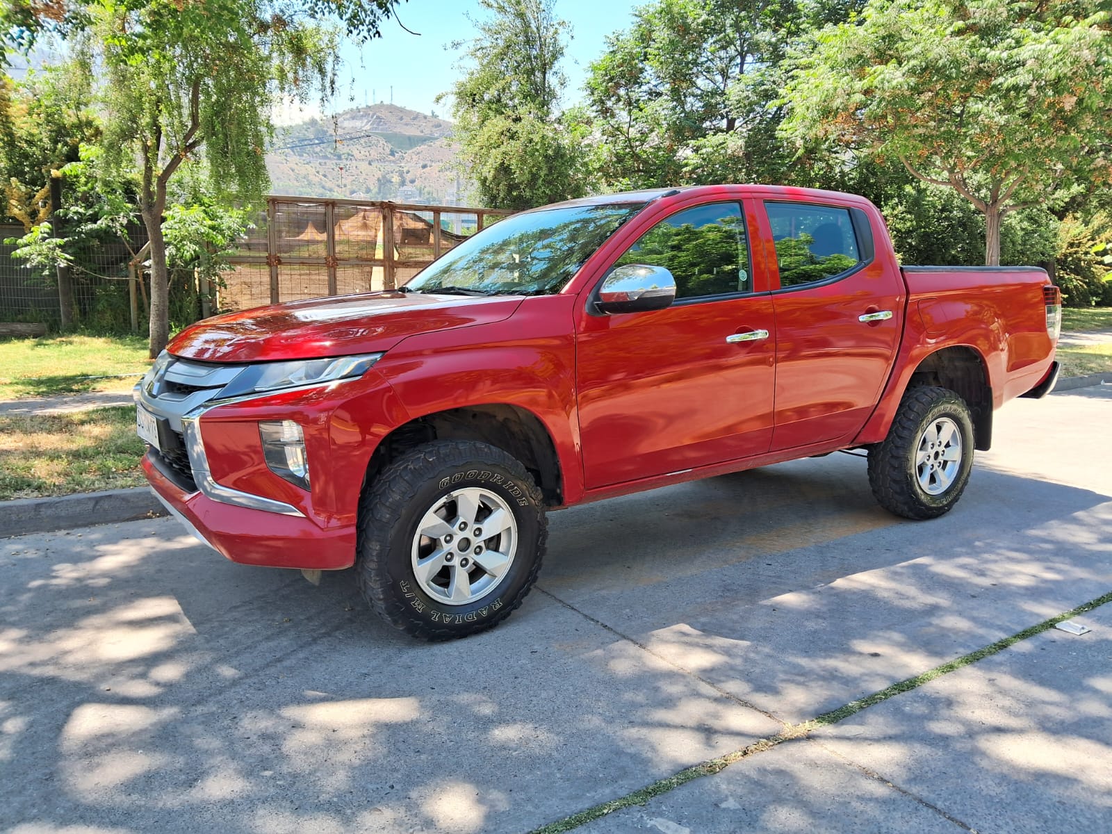 Camioneta Mitsubishi 2022 L200 CRT 4x4 NR#REF73 - Imagen 5