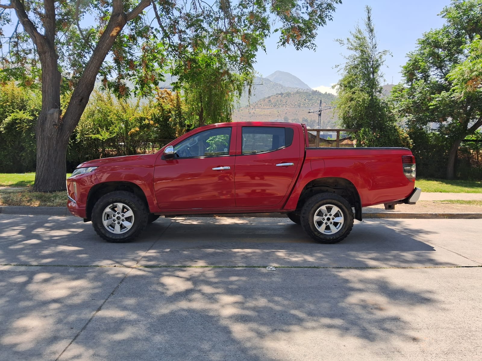 Camioneta Mitsubishi 2022 L200 CRT 4x4 NR#REF73