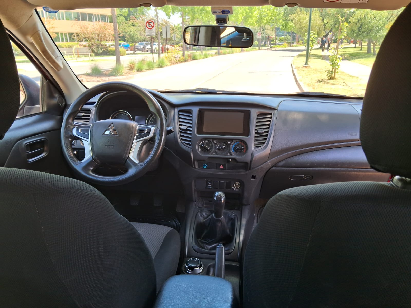 Camioneta Mitsubishi 2022 L200 CRT 4x4 NR#REF73 - Imagen 12