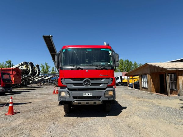 Camión Aljibe Mercedes Benz 2018 4144k  8x4 AUT CAP 30.000 Litros # Ref FW18 Buin - Imagen 6