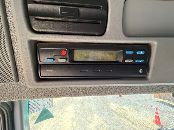 Camión Aljibe Mercedes Benz 2018 4144k  8x4 AUT CAP 30.000 Litros # Ref FW18 Buin - Imagen 13