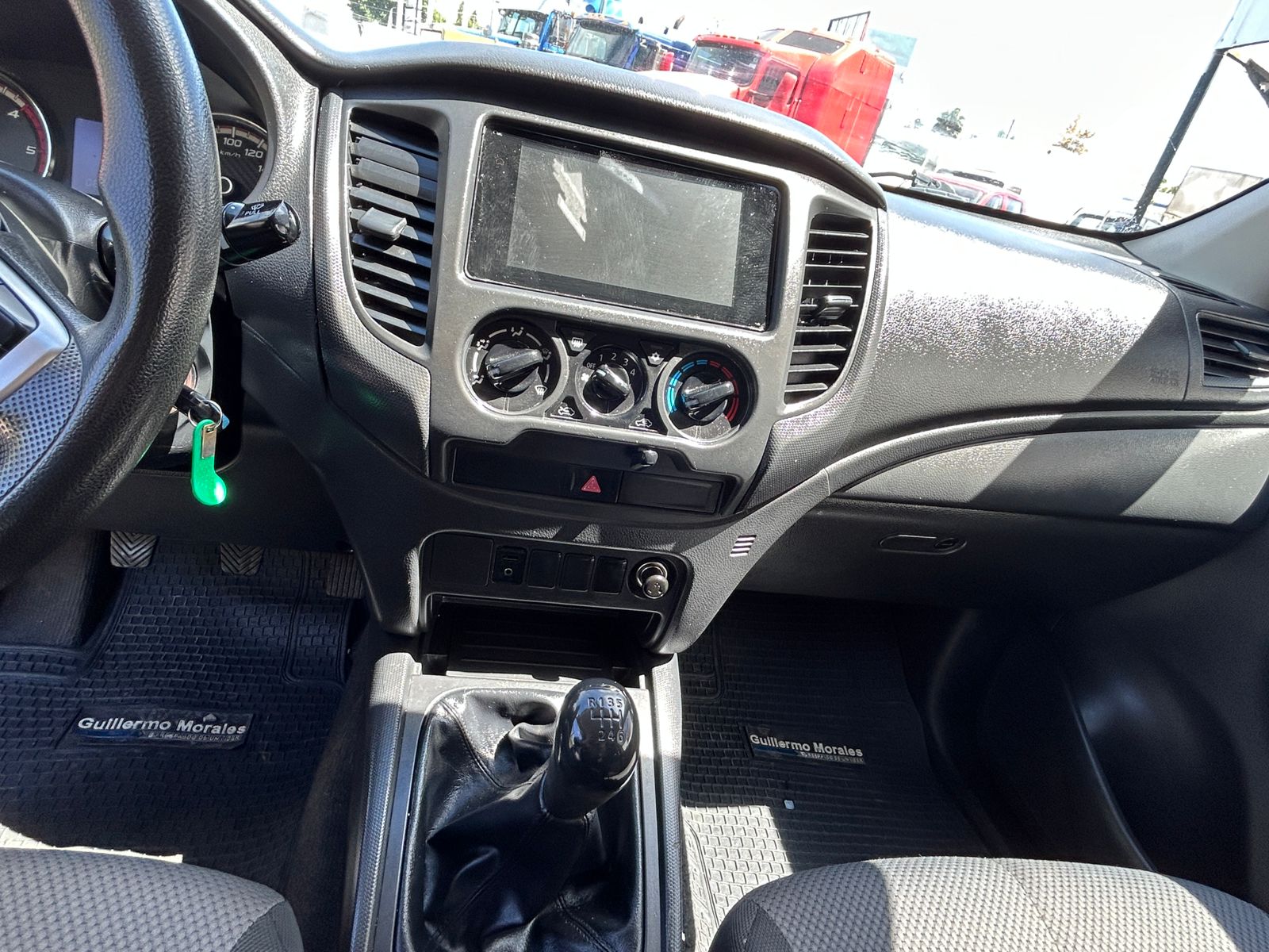 Camioneta Mitsubishi 2022 L200 CRT 4x4 NR#REF80 - Imagen 4