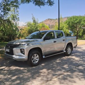 Camioneta Mitsubishi 2024 D/C 4x2 TD Work NR#REF72