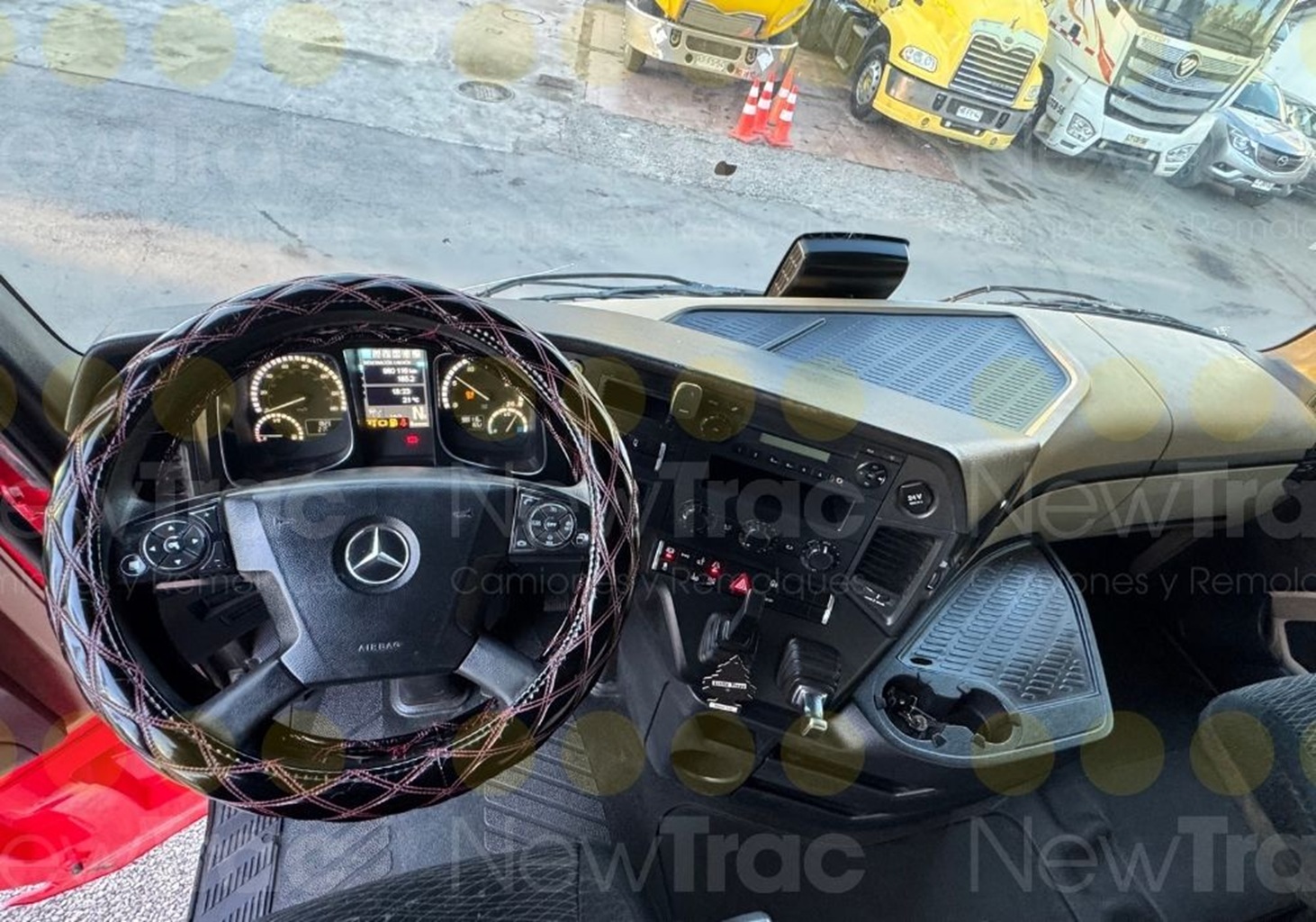 Tractocamión Mercedes Benz 2017 New Actros 2645 6×2 AUT # Ref. YC33 Buin - Imagen 11