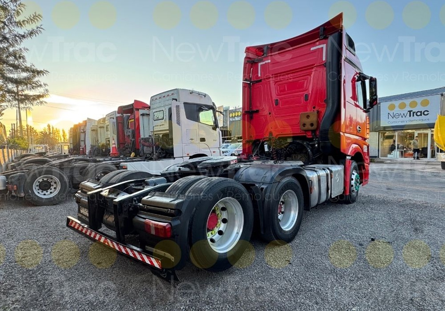Tractocamión Mercedes Benz 2017 New Actros 2645 6×2 AUT # Ref. YC33 Buin - Imagen 4