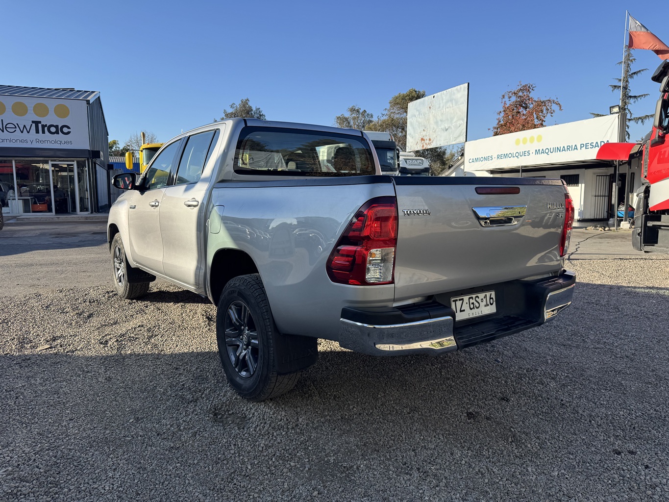 Camioneta Toyota HI LUX DCAB 4x2 2025 2.4 #Ref GS16 Buin - Imagen 5