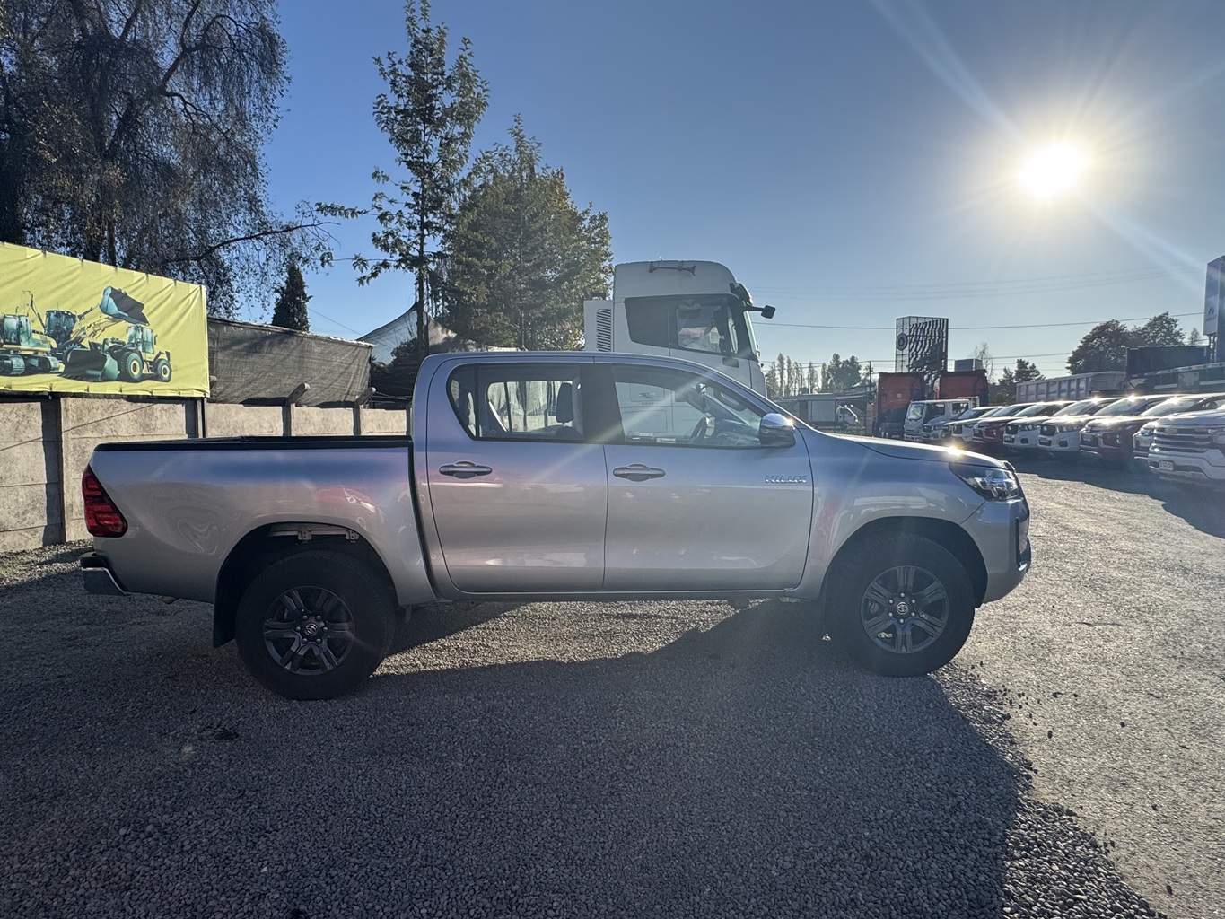 Camioneta Toyota HI LUX DCAB 4x2 2025 2.4 #Ref GS16 Buin - Imagen 8
