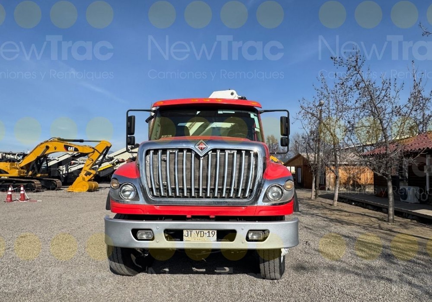 Camion Pluma International 7600 año 2017 6x4 con Grúa IMT 20/138SL K4 # Ref. YD19 Buin - Imagen 2