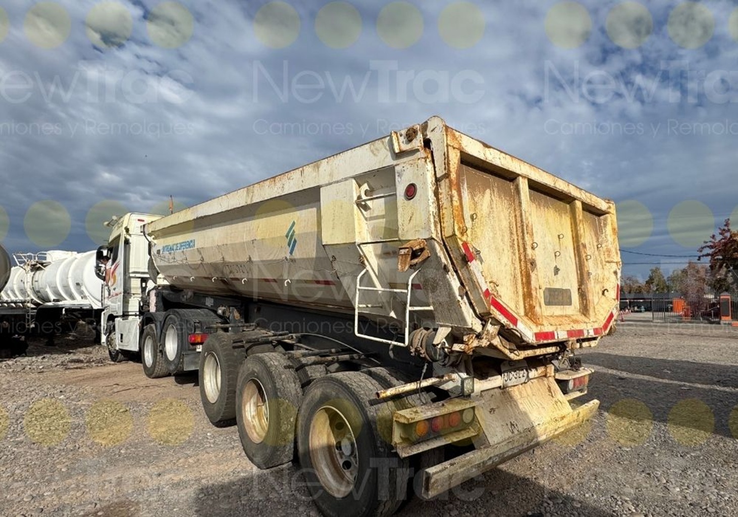Semirremolque Batea Tremac 2021 3 ejes 20 M3 # Ref 3221 Buin - Imagen 3