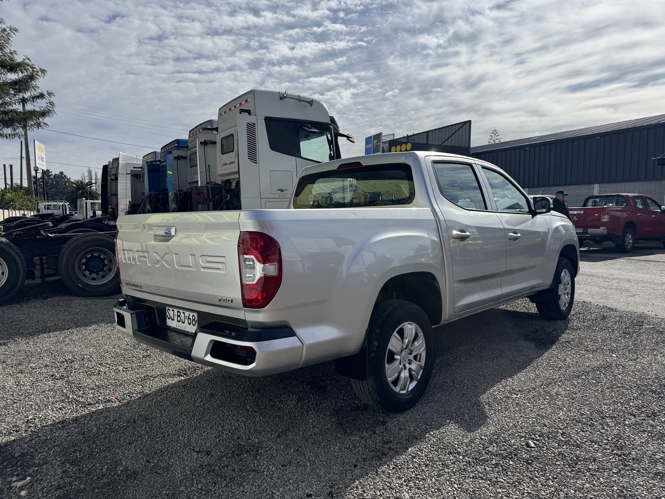 Camioneta Maxus T60 Dcab 4x2 2.8 Aut DX Ref #BJ68 Buin - Imagen 7