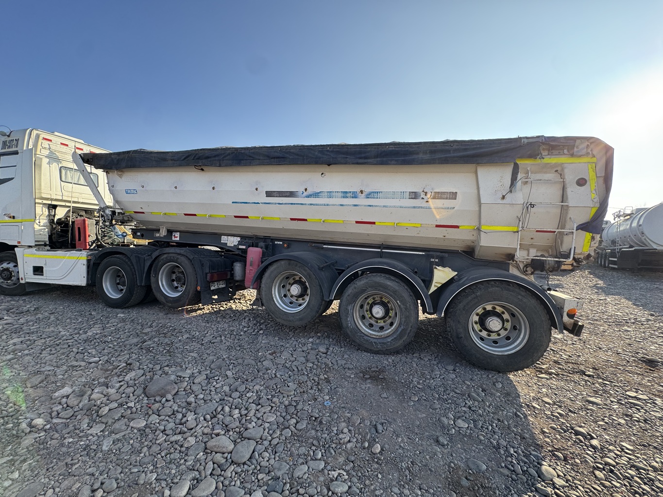 Semirremolque Batea Tremac 2020 3 ejes 20 M3 # Ref LF18 Buin - Imagen 7