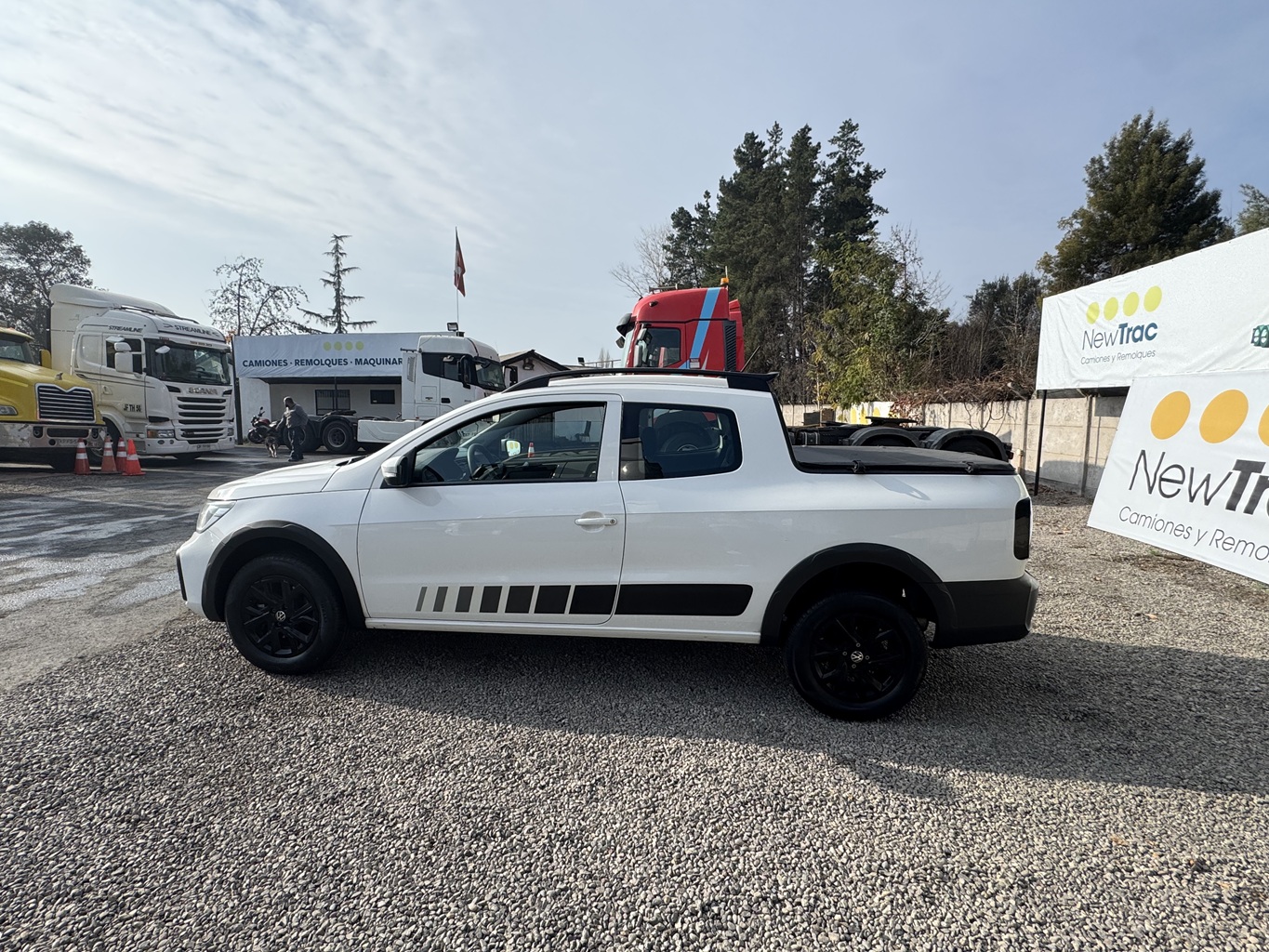 Camioneta Volkswagen 2025 Nueva saveiro1.6 MT cabi Manual Bencinera # Ref GC60 Buin - Imagen 4