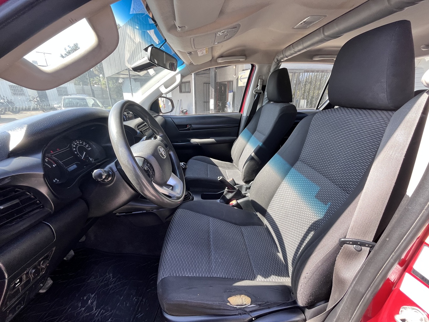 Camioneta Toyota 2018 Hilux 4x4 2.4 # Ref PC45 Buin - Imagen 6