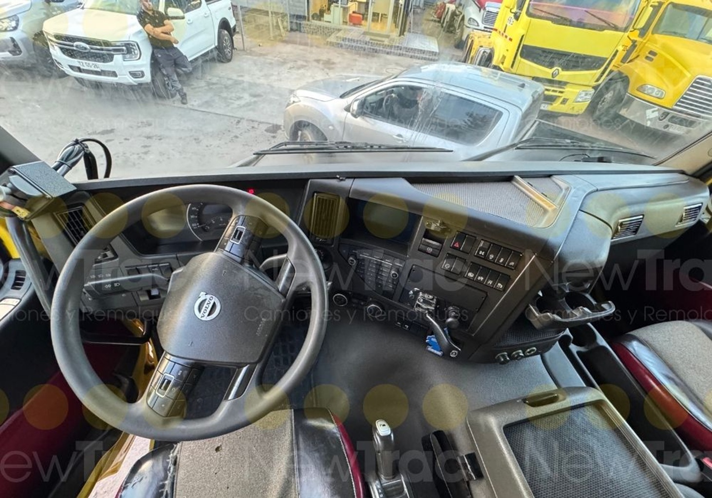 Camión Tolva Volvo 2019 FMX 20 m3 8x4 Aut #Ref KJ43 Buin - Imagen 11
