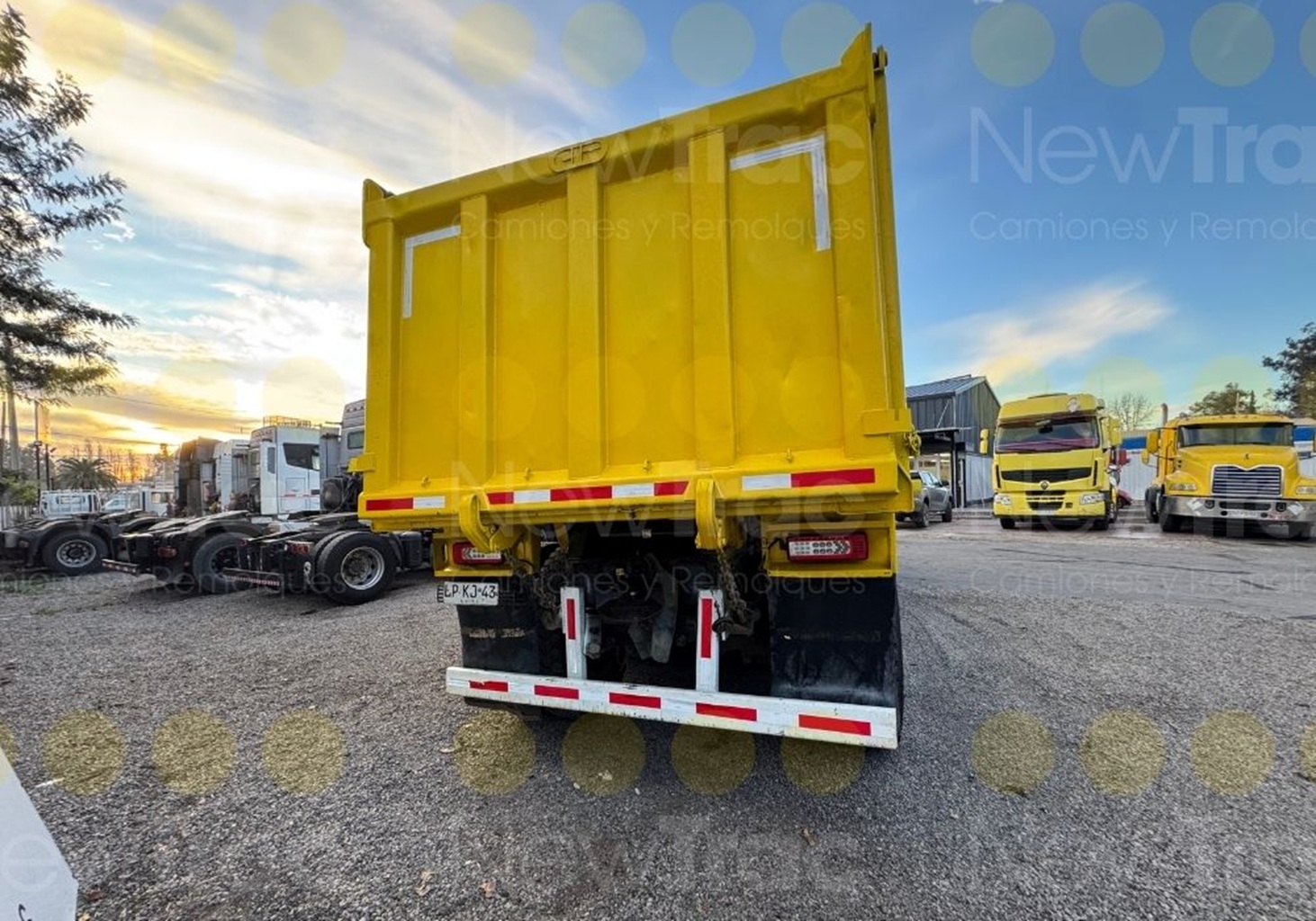 Camión Tolva Volvo 2019 FMX 20 m3 8x4 Aut #Ref KJ43 Buin - Imagen 6