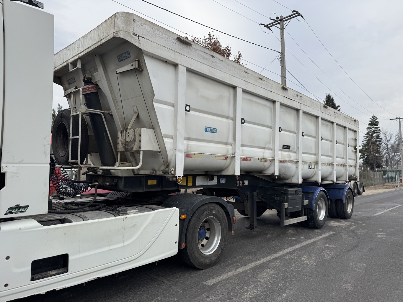 Semirremolque Batea Granelera 2019 Librelato 3 ejes 40 M3 # Ref LL45 Buin - Imagen 7