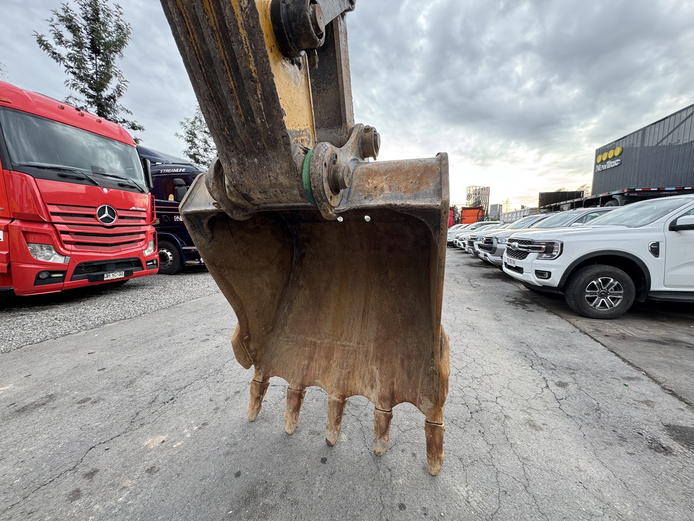 Maquina Industrial Excavadora Sany 2022 SY215C horas 6.910 #Ref SV63Buin - Imagen 10