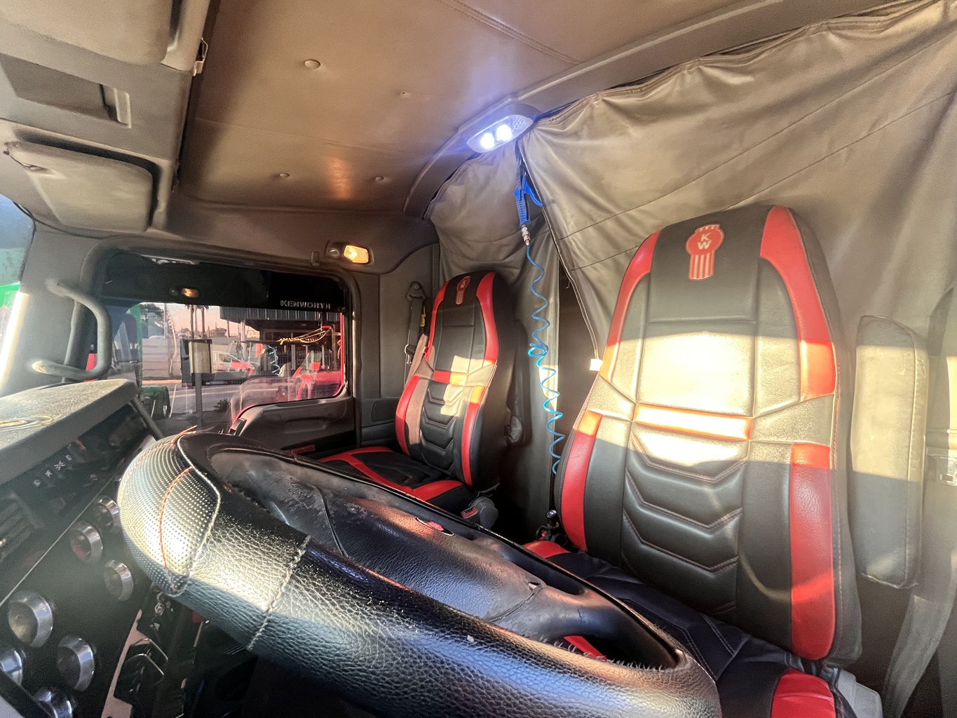 Tractocamión Kenworth 2013 T660 6x4 Manual # Ref. BD53 Buin - Imagen 16