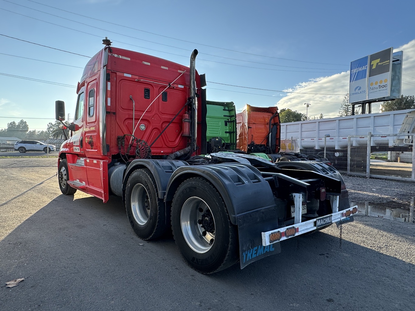 Tractocamión Freightliner 2018 Casc 125 6x4 Manual # Ref. SK36 Buin - Imagen 7