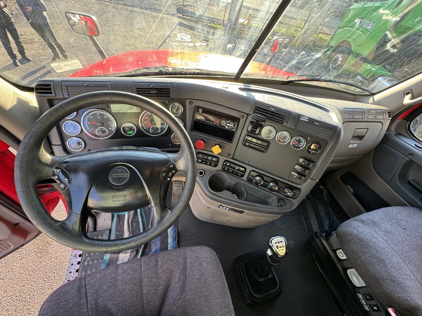 Tractocamión Freightliner 2018 Casc 125 6x4 Manual # Ref. SK36 Buin - Imagen 10
