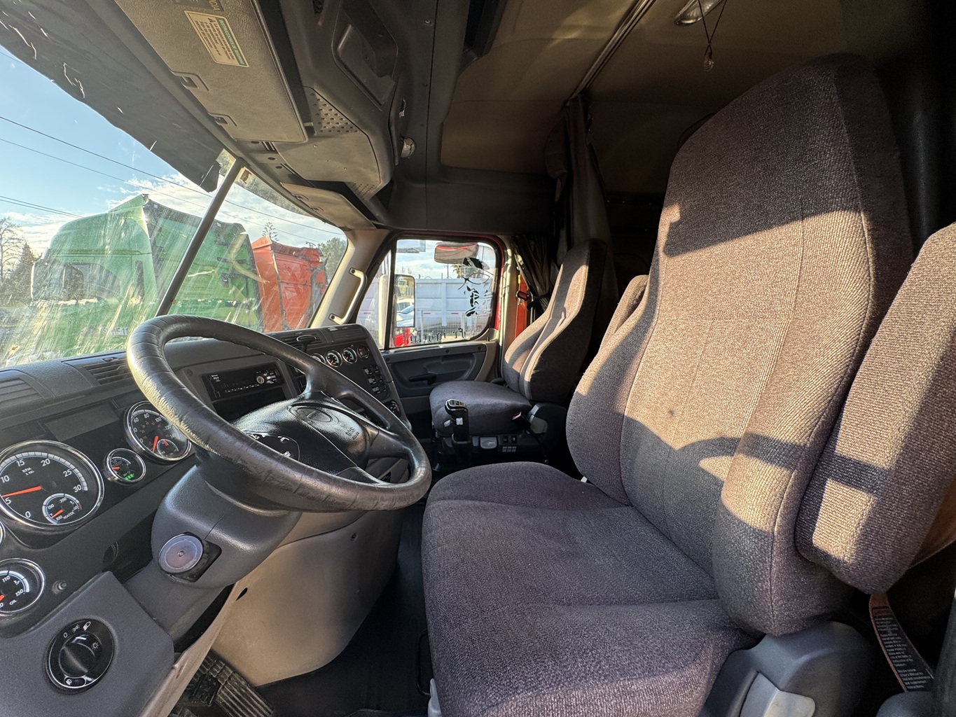 Tractocamión Freightliner 2018 Casc 125 6x4 Manual # Ref. SK36 Buin - Imagen 12