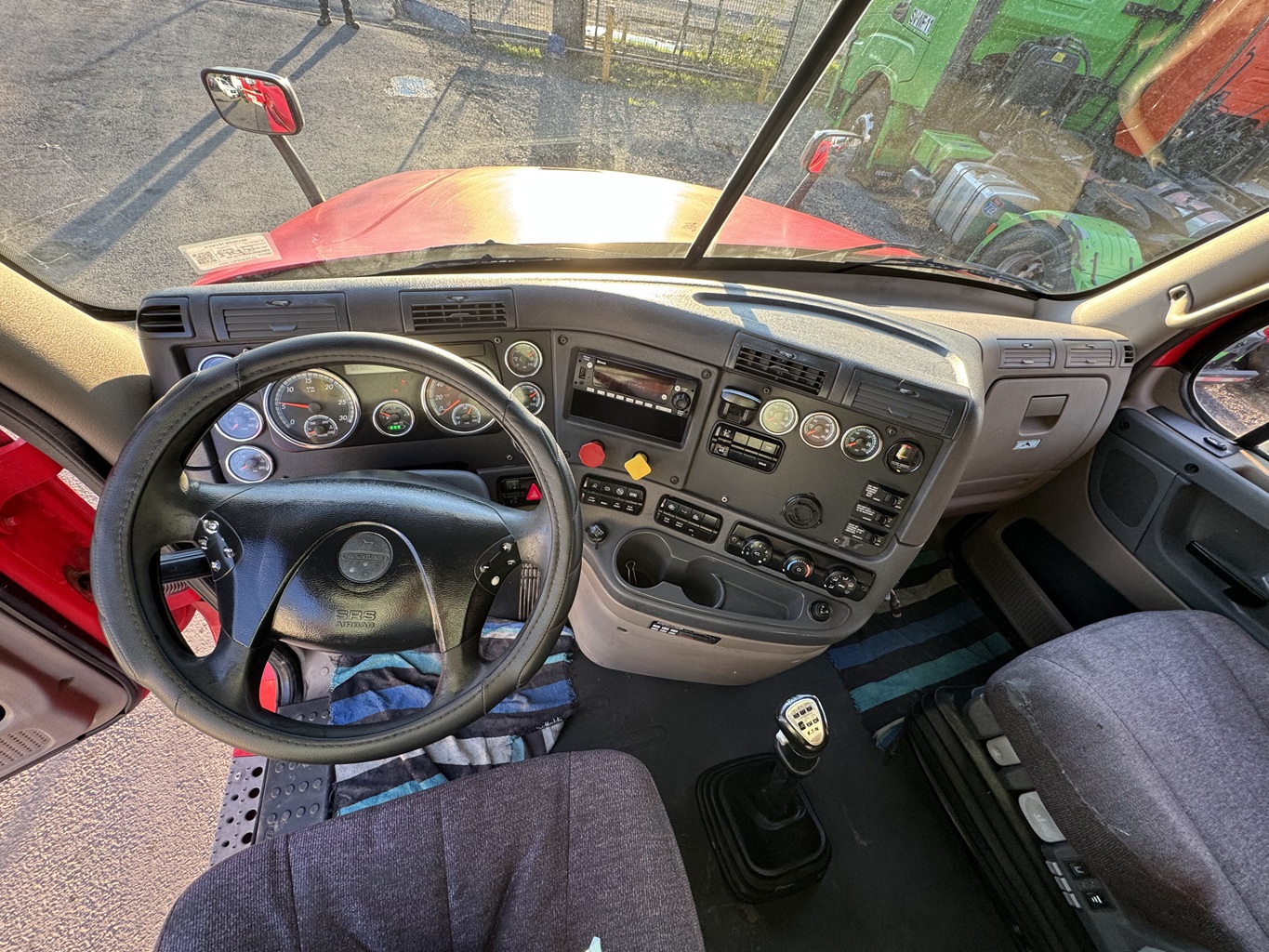 Tractocamión Freightliner 2018 Casc 125 6x4 Manual # Ref. SK37 Buin - Imagen 9