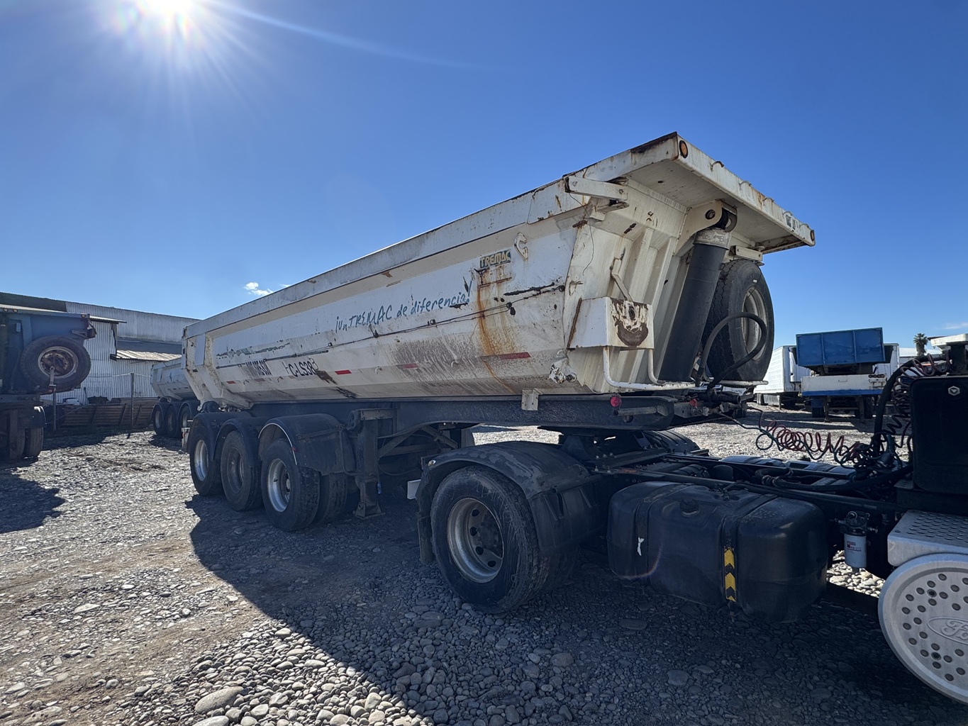 Semirremolque Batea Tremac 2019 3ejes 20 M3 # Ref LS38 Buin - Imagen 2