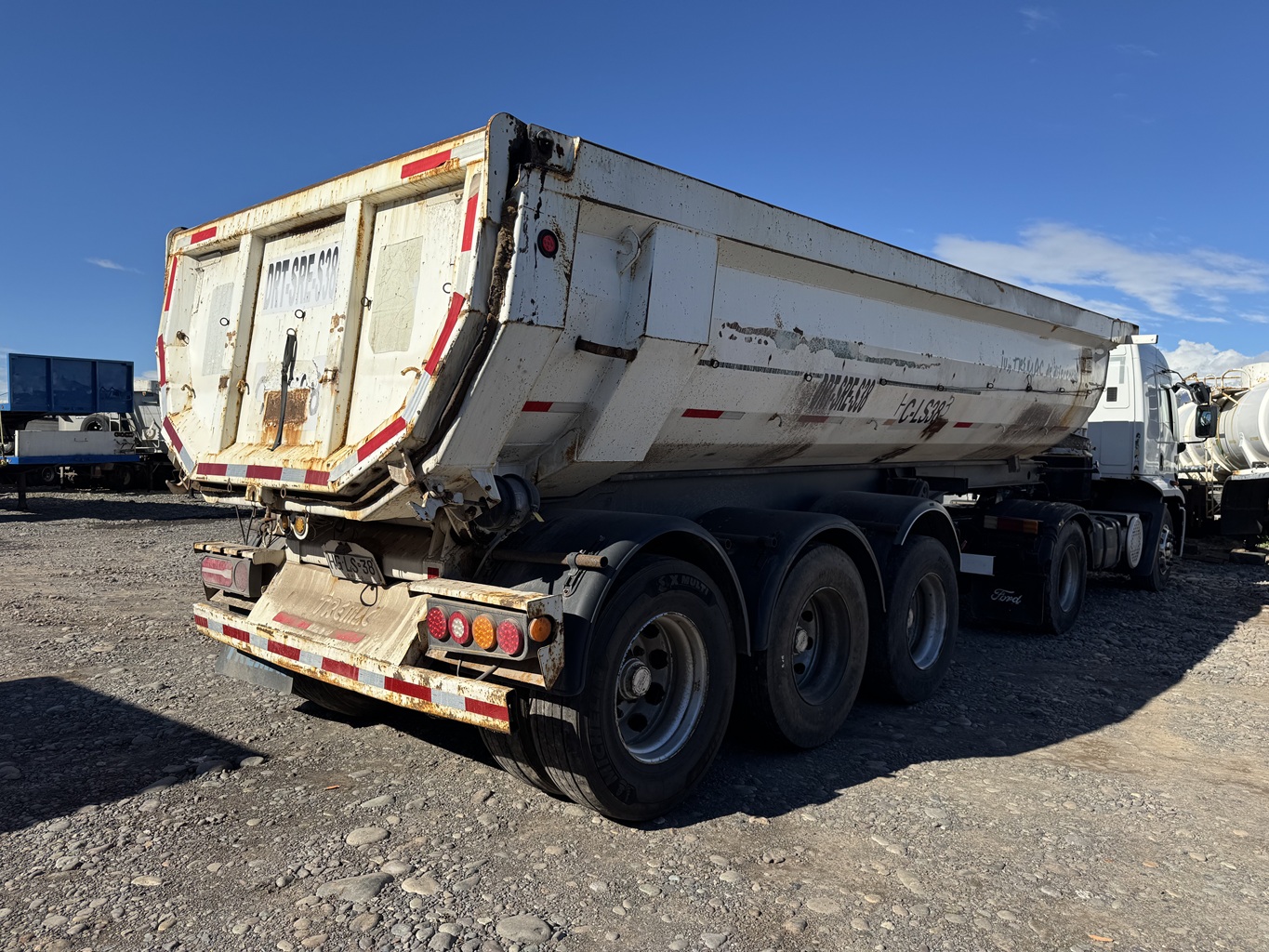 Semirremolque Batea Tremac 2019 3ejes 20 M3 # Ref LS38 Buin - Imagen 4