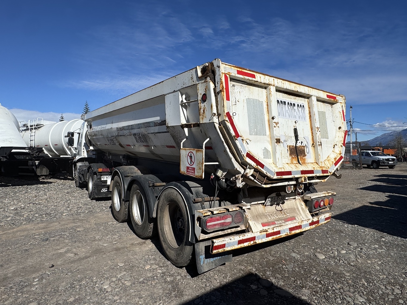 Semirremolque Batea Tremac 2019 3ejes 20 M3 # Ref LS38 Buin - Imagen 6