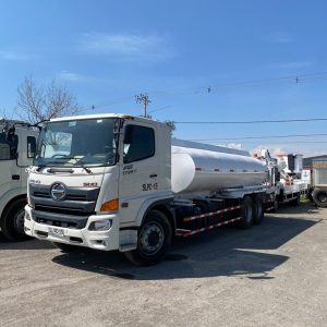 Camion Aljibe Hino año 2023 4x2 FG 1726 AT cap 10.000 L Aut # Ref.  PC15