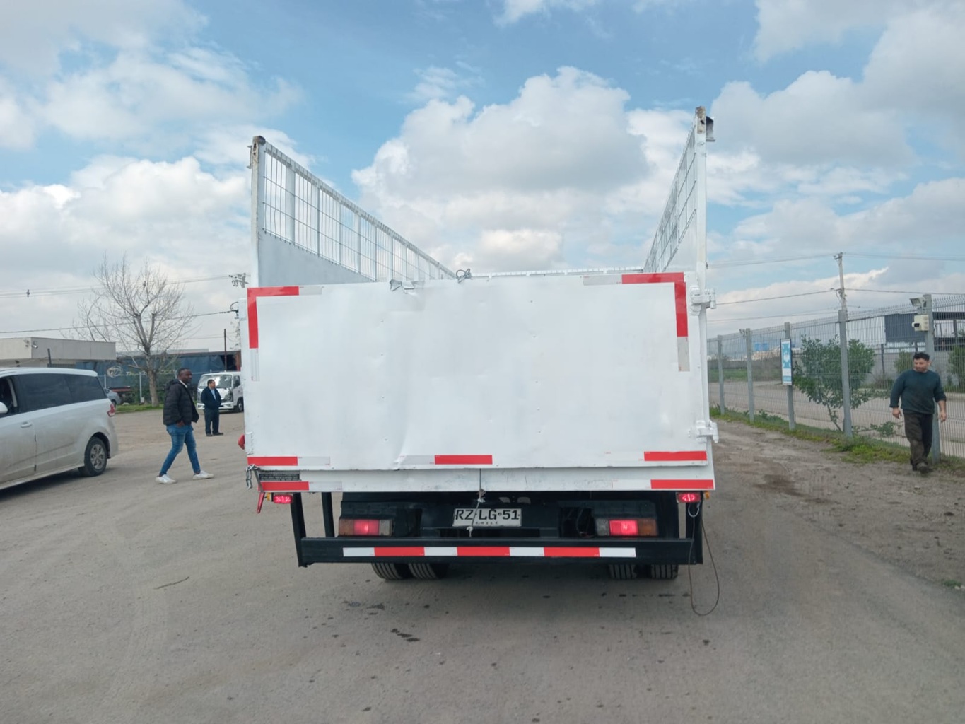 Camión Tolva Rammer Hino 2022 XZU 917 m3 4X2 Manual #Ref LG51 - Imagen 3