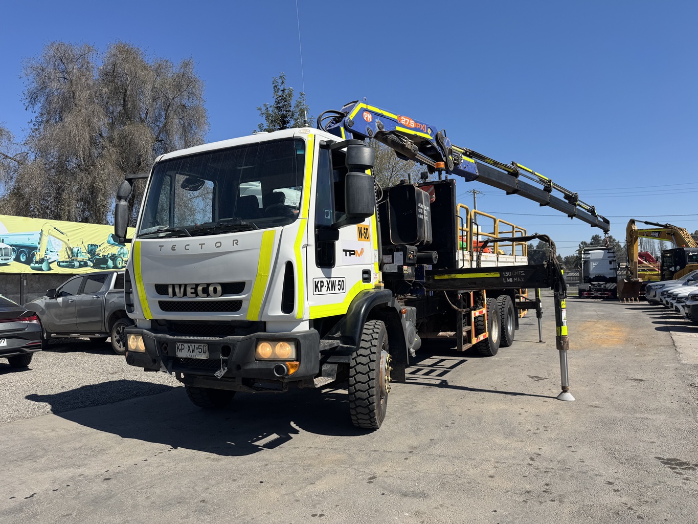 Camion Pluma Iveco año 2018 Tector 260E30 6x4 con Grúa PM 27.5PX # Ref. XW50 Buin - Imagen 10