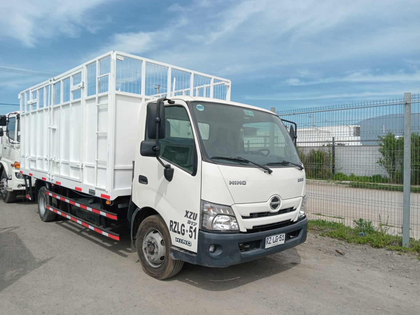 Camión Tolva Rammer Hino 2022 XZU 917 m3 4X2 Manual #Ref LG51 - Imagen 18
